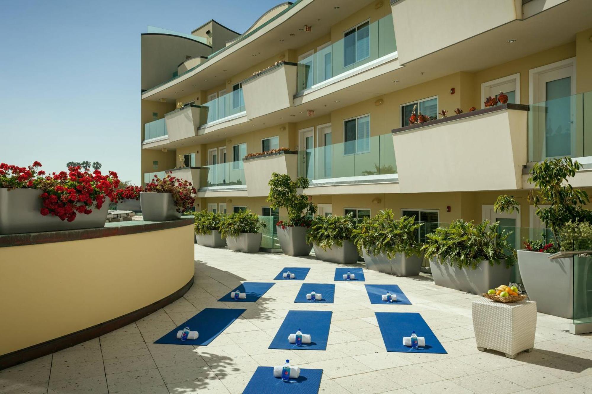 אימפריאל ביץ' Pier South Resort, Autograph Collection מראה חיצוני תמונה