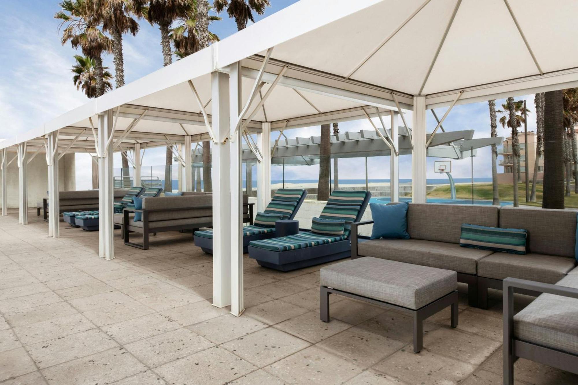 אימפריאל ביץ' Pier South Resort, Autograph Collection מראה חיצוני תמונה