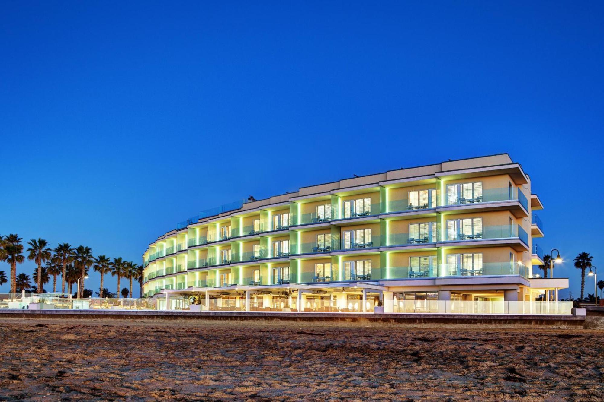אימפריאל ביץ' Pier South Resort, Autograph Collection מראה חיצוני תמונה