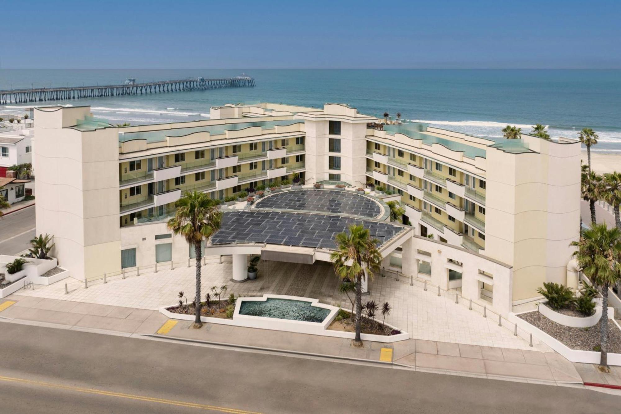 אימפריאל ביץ' Pier South Resort, Autograph Collection מראה חיצוני תמונה